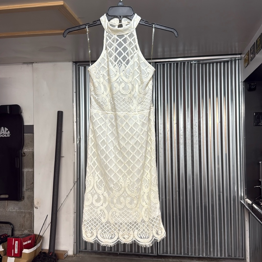 Elegant White Lace Halter Dress